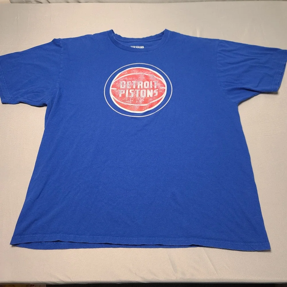 Adidas Detroit Pistons T-Shirt Mens 2XL Blue Distressed Logo Go-To Tee